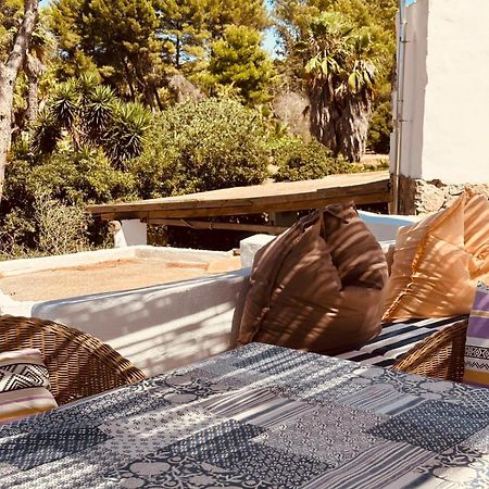 Casa Vacanze Capurre "Trulli E Pajare A Due Passi Dal Pizzo" Галиполи Екстериор снимка