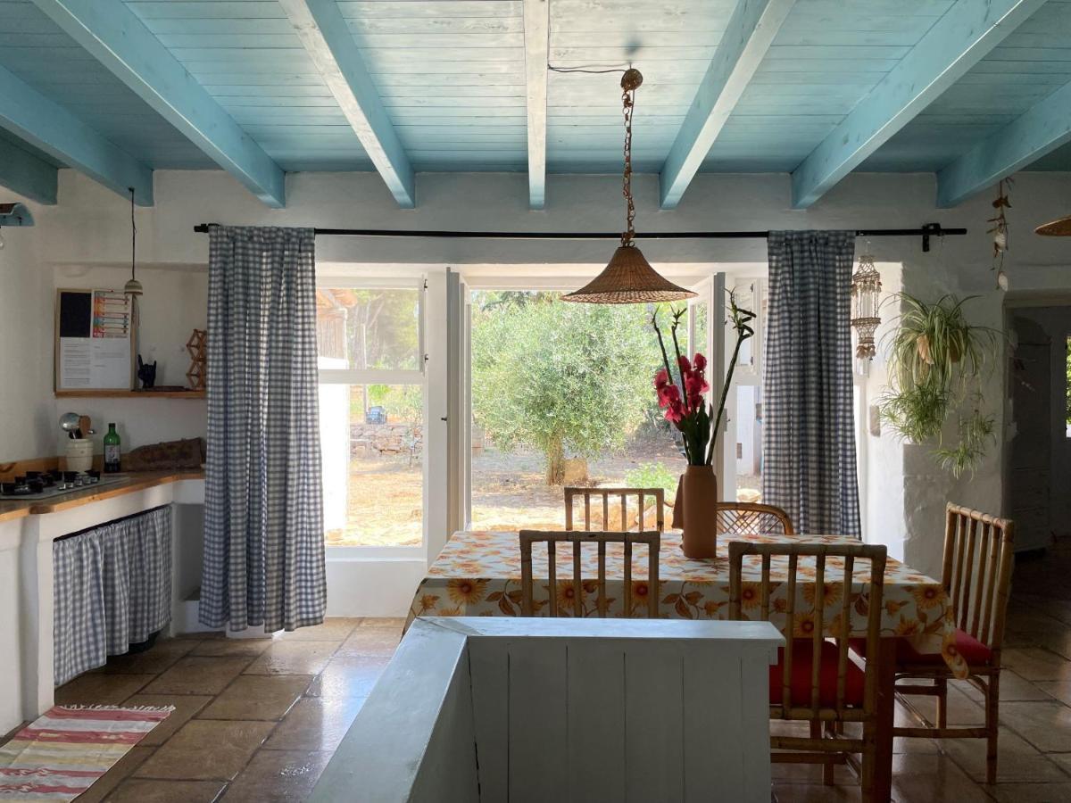 Casa Vacanze Capurre "Trulli E Pajare A Due Passi Dal Pizzo" Галиполи Екстериор снимка